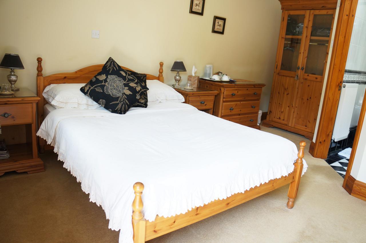 The Olde Barn Lymington Room photo